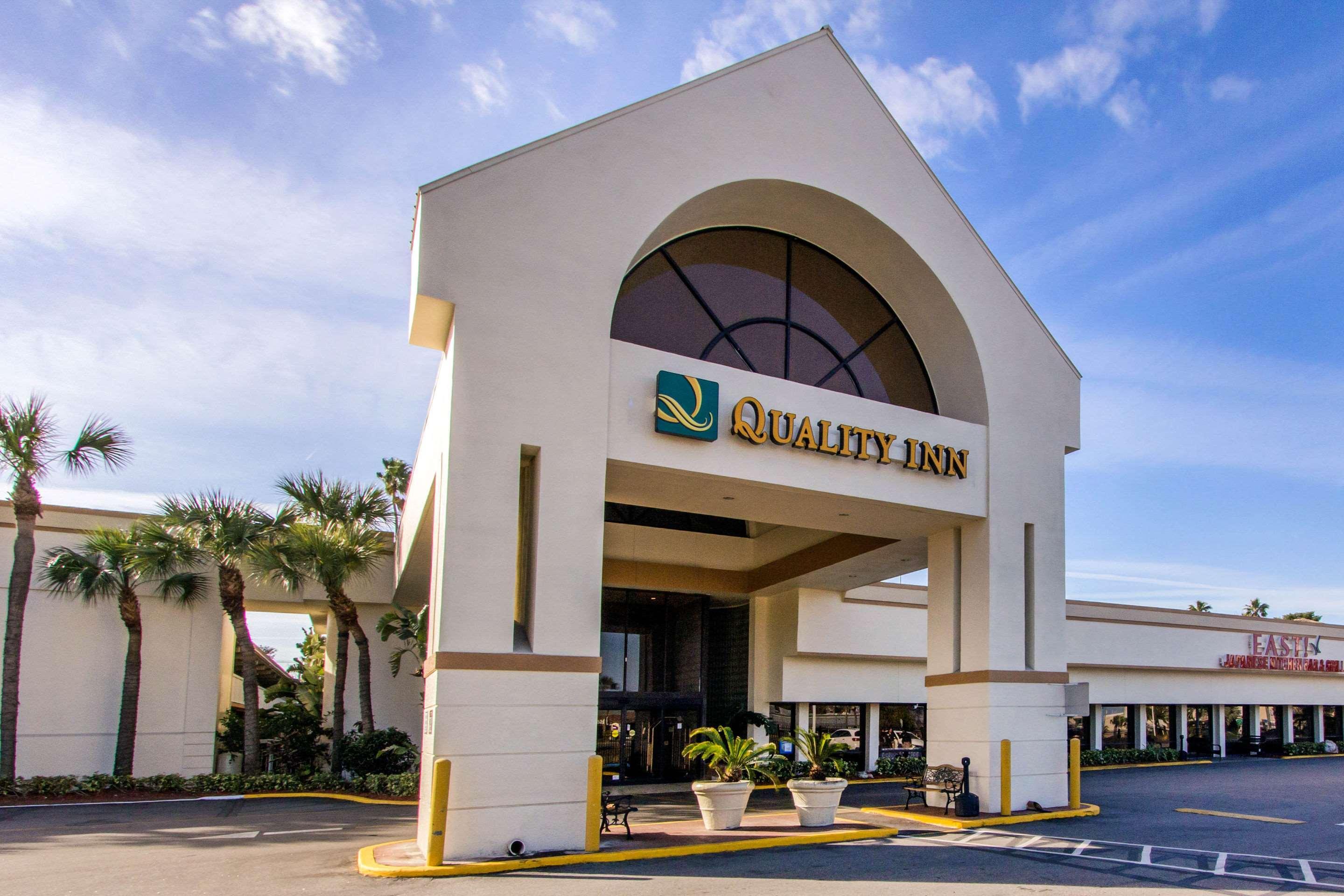 Quality Inn & Conference Center Tampa Eksteriør billede